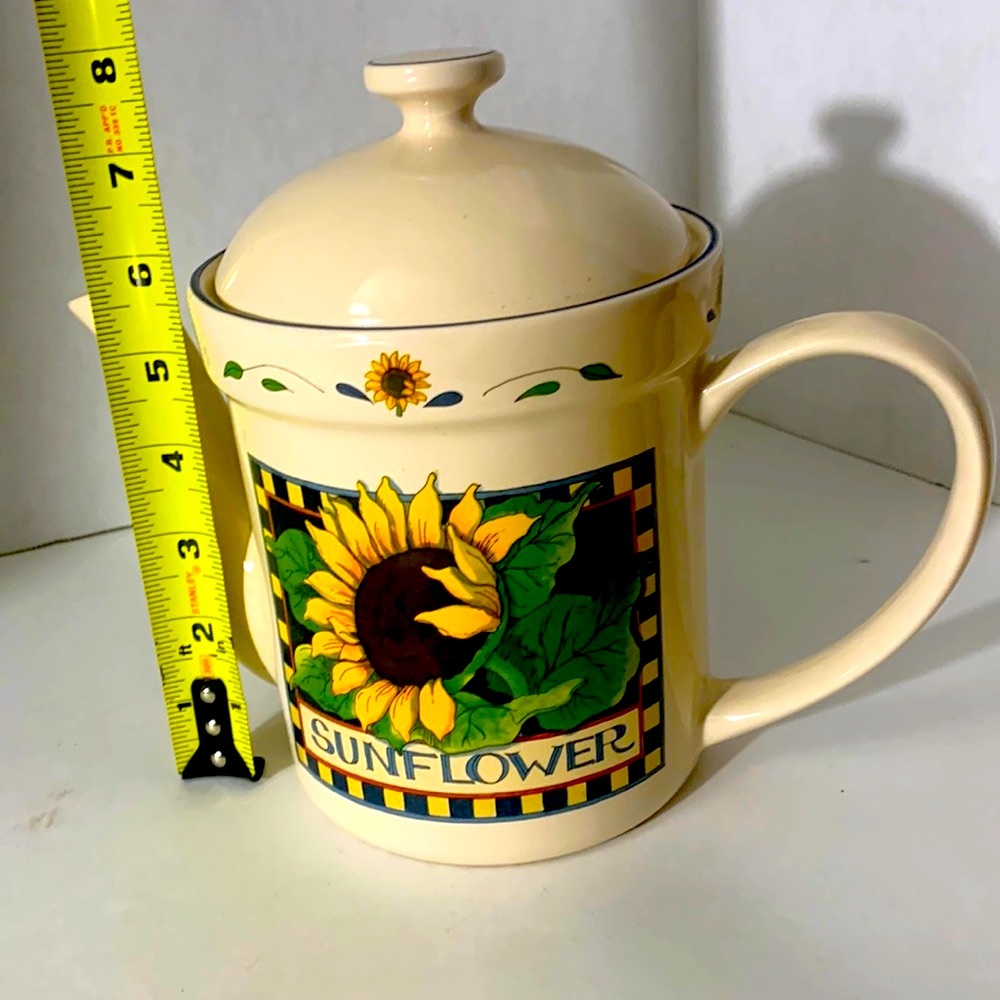 Susan Wignet Sinflower Teapot